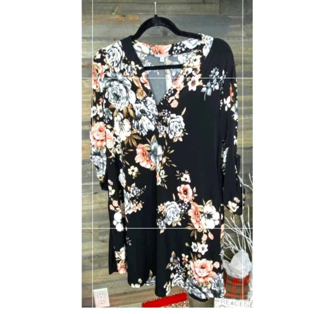 Floral flowy dress with pockets small